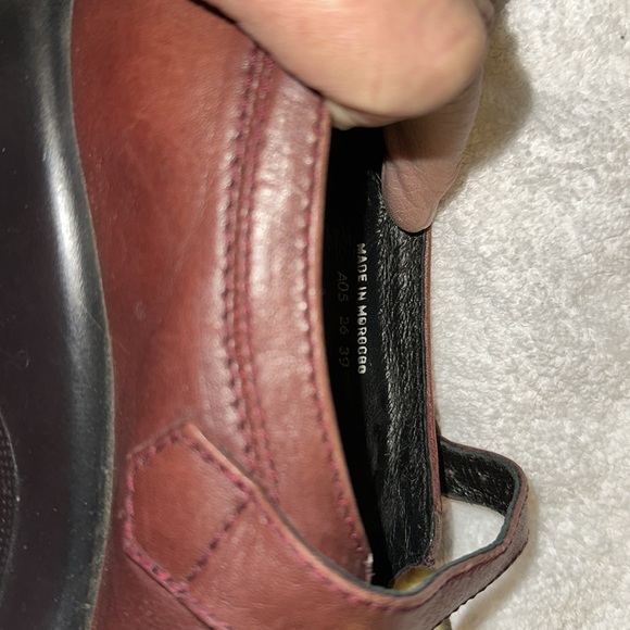 DANSKO MaryJane style shoes.  Burgundy. Sz EU 39/ US Approx Sz 9. - Picture 3 of 8